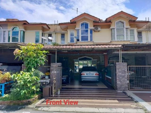 Bandar Putra Double Storey Terrace House 4bed Kulai Johor
