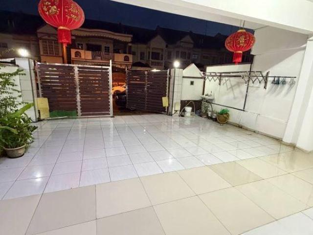 Bandar Putra Kulai Double Storey Terrace House