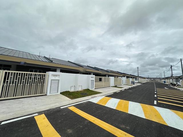 Bandar Putra Kulai Single Storey Terrace House For Sale 4 Bedroom Unit