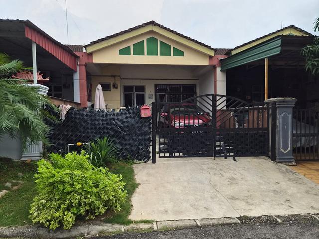 Bandar Putra Kulai Single Storey Unit at Jln Merbuk