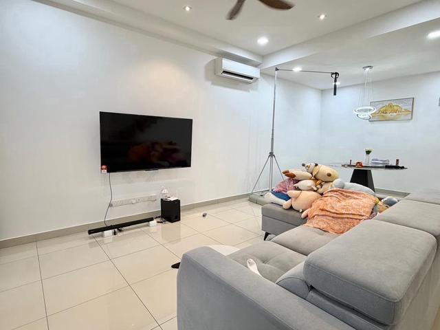 Bandar Putra Kulai Renovated Double Storey Terrace House