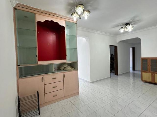 bandar putra IOI SRI PUTRA apartment reno gg LEVEL 1 freehold 3r2b
