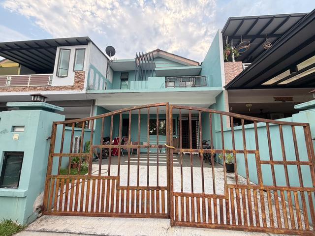 Bandar Putra Jalan Enggang Kulai 2 Storey Terrace House For Rent