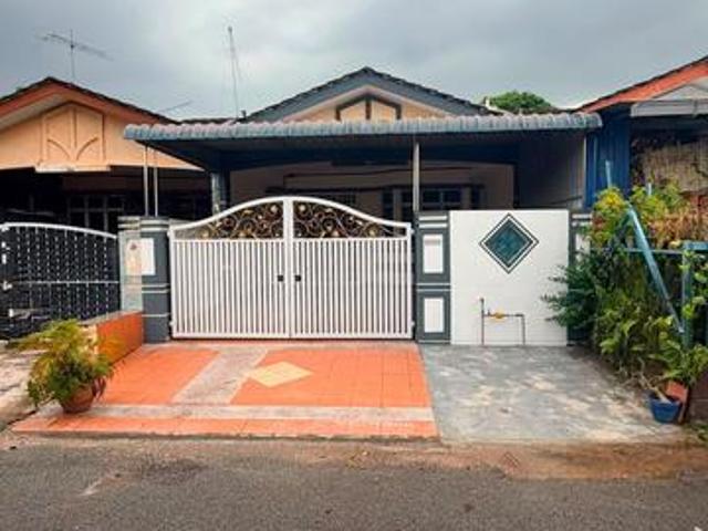 Bandar Putra Single Storey Terrace House 3bed Kulai Johor