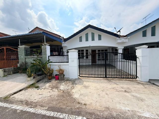 Bandar Putra Single Storey Terrace House 3bed Renovated Kulai Johor