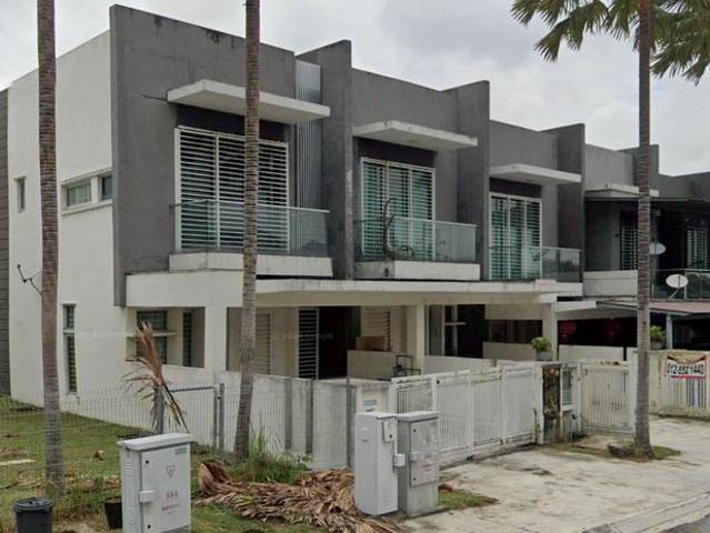 Bandar Putra Permai Paragon 150 2 Storey Terrace House For Sale