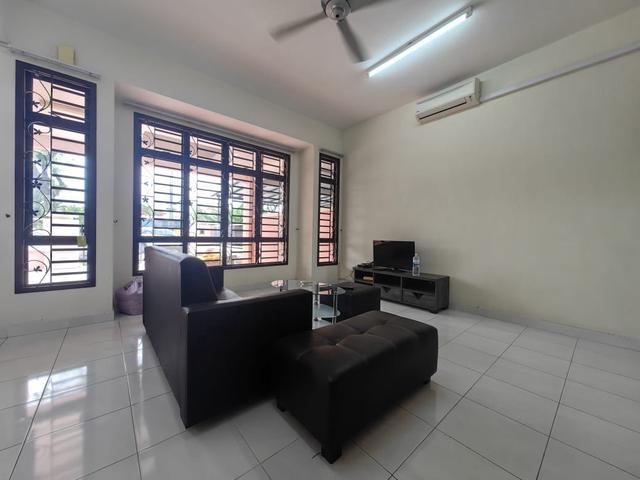 Bandar Putra Three Storey Terrace House For Rent