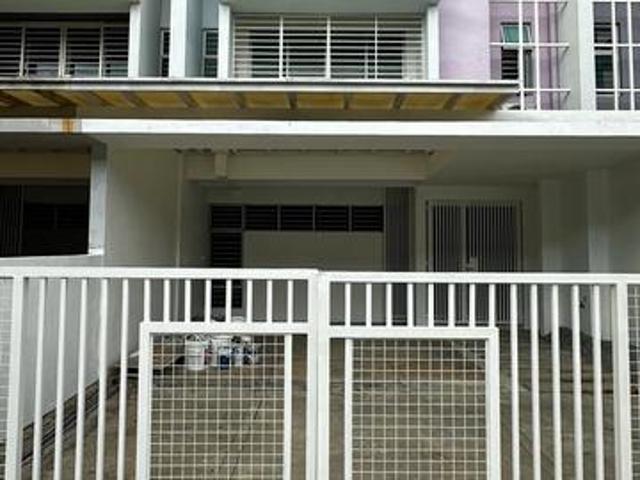 Bandar Rimbayu House For Sale