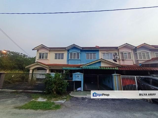 Bandar Tasik Kesuma