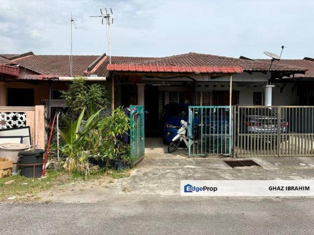 Bandar Tasik Kesuma