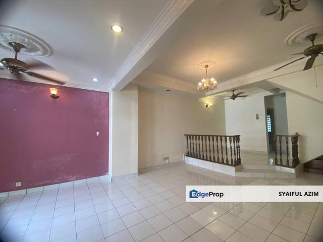 Bandar Tasik Selatan Spacious Double Storey Terrace House [ WALKING DISTANCE TO SCHOOL ]