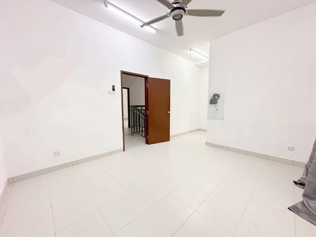 Bandar Teknologi Hillpark Kajang 2 Storey House Below Market