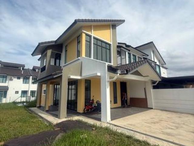 Bandar Tiram Full Loan 2 Storey Corner House For Sale
