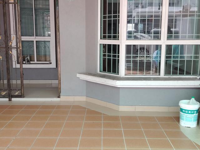 Bandar Tun Hussein Onn 25 storey terraced hse 6 rooms 4 bath rental