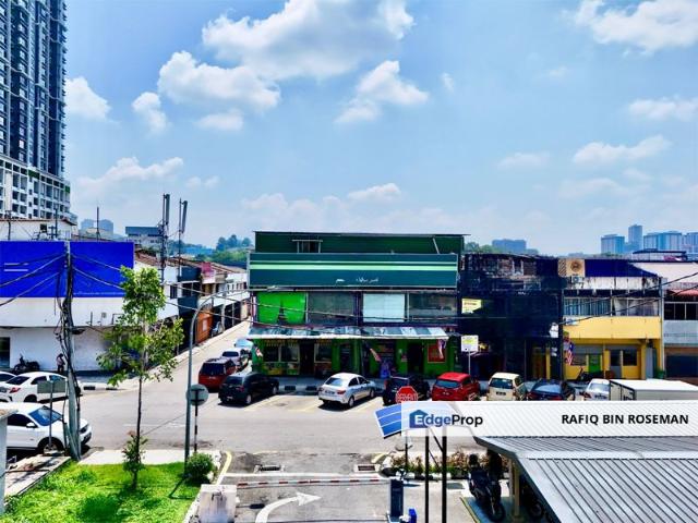 Bandar Tun Razak Business Centre