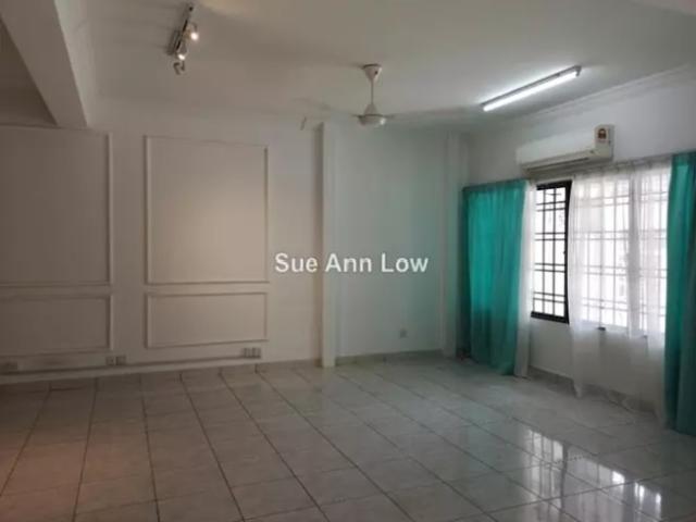 Bandar Utama 2.5 Storey House