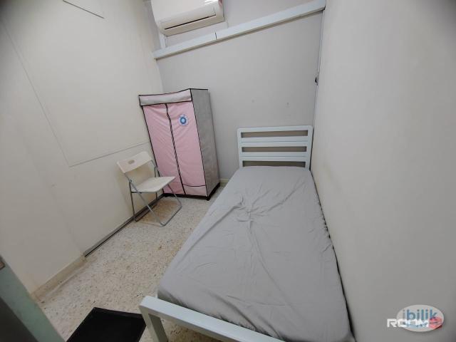 Bandar Utama 7 Single Room To Rent With WiFi Nearby Drive 5 Min️ To One Utama ️