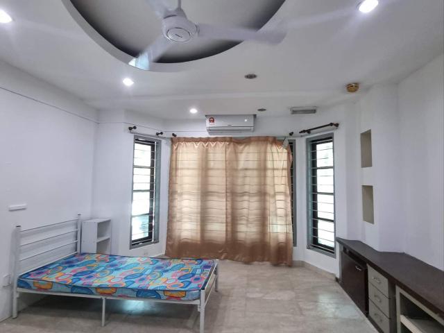 Bandar utama/petaling jaya/kelana jaya promo trio ️ immediate move in