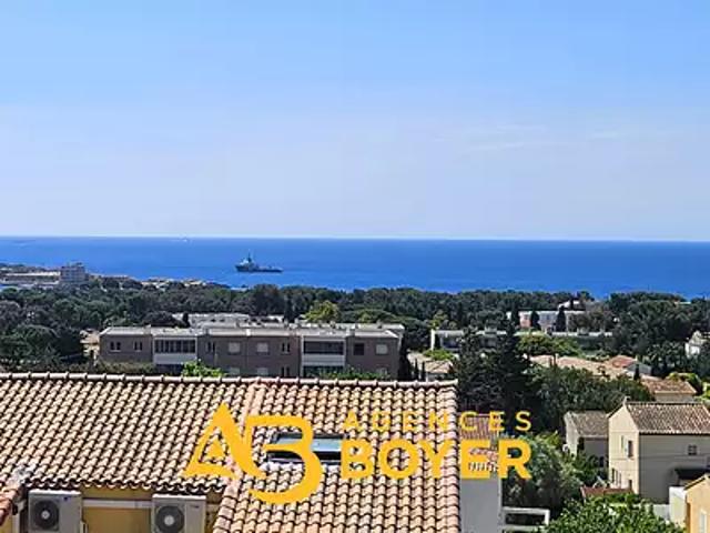 Bandol 83150 Achat / Vente appartement 2 pièces t2 au dernier étage