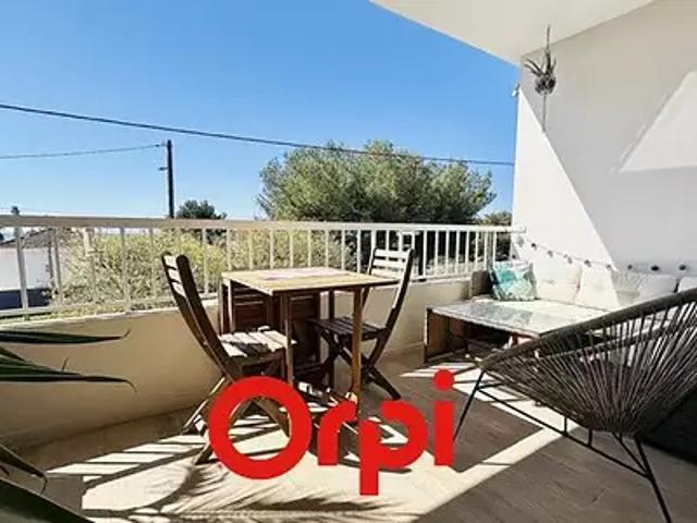 Bandol 83150 Achat / Vente appartement 2 pièces t2 balcon