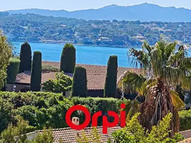 Bandol 83150 Achat / Vente appartement 2 pièces t2 piscine terrasse