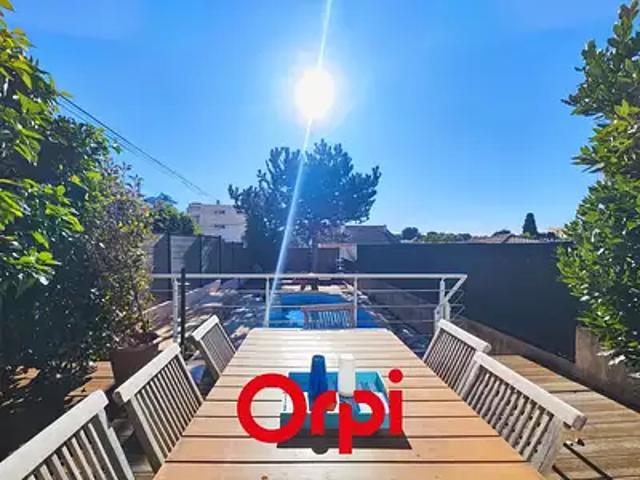 Bandol 83150 Achat / Vente appartement 4 pièces t4 piscine jardin