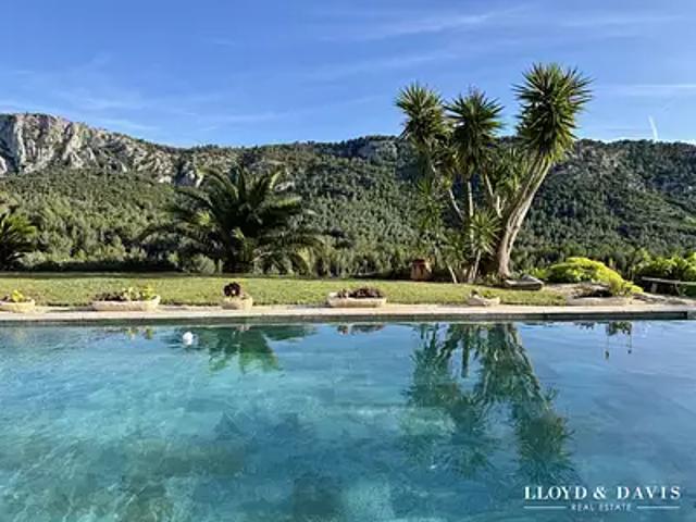 Bandol 83150 Achat / Vente maison 6 pièces t6 piscine terrasse
