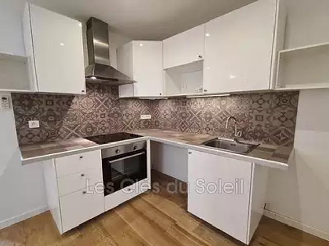 Bandol 83150 Location appartement 2 pièces t2