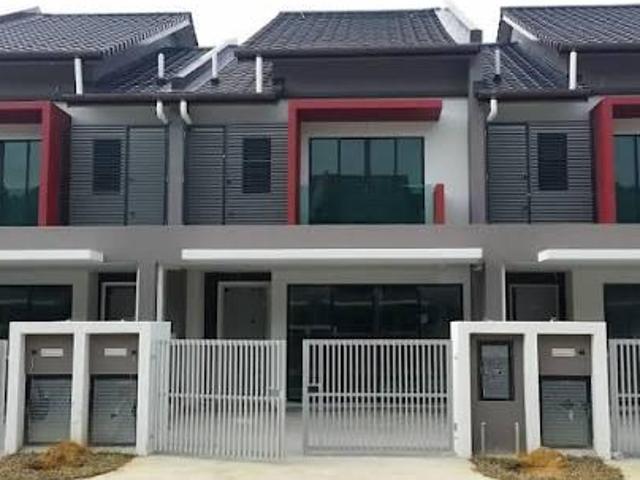 Bandsr Bukit raja nobat newly painted non flooded Ayra kitchen cabinet