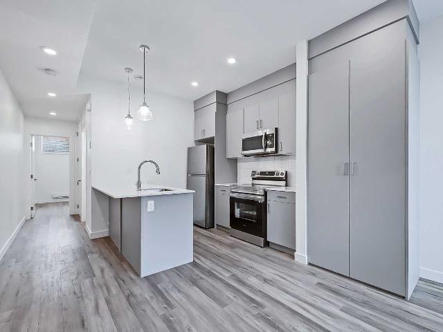 Banff Trail Avas 1 Bedroom Apartment for Rent at 2026 18 Ave Nw, Calgary, AB T2M 0X9 Banff Trail