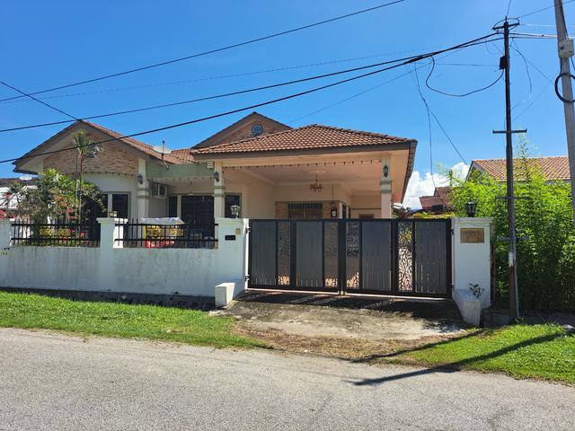 Bangalow Setingkat Taman Lapangan TerbangIpoh