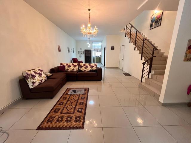 Bangi Avenue 1 Double Storey Terrace House For Sale