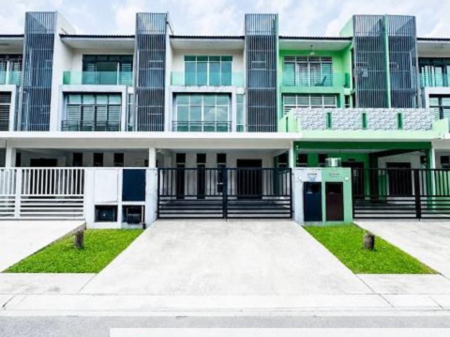 Bangi Avenue