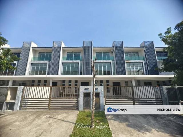Bangi Avenue