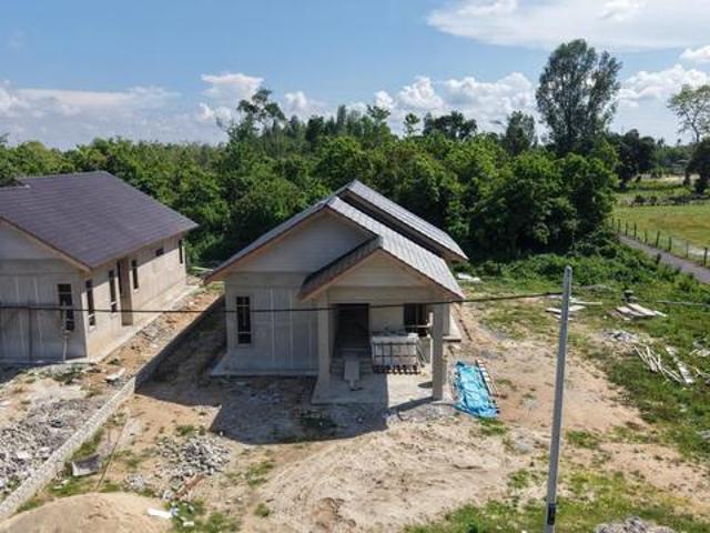 Banglow bawah 400k pasir puteh