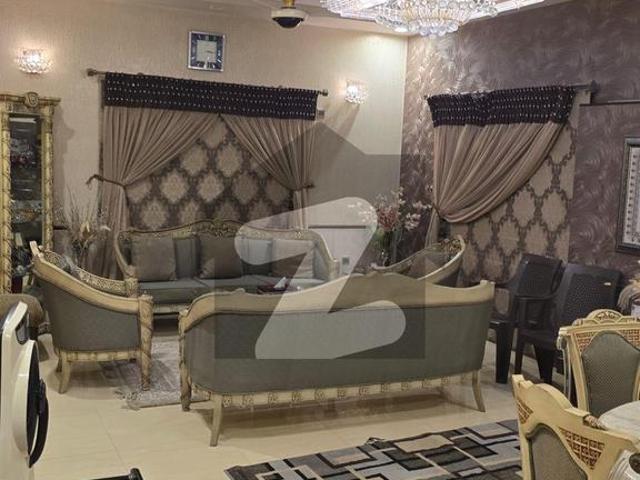Banglow for Sale DHA Phase 4 2+4 Bedroom ideal for Family, Above road level. DHA Phase 4