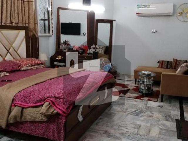 Banglow is available for sale 260 sq. Yards dha phase 6