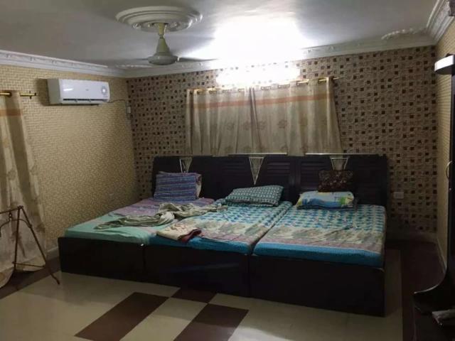 Banglow is available for sale in Abid town gulshan e iqbal bk 1 Karachi Gulshan E Iqbal Block 2 ID 15623