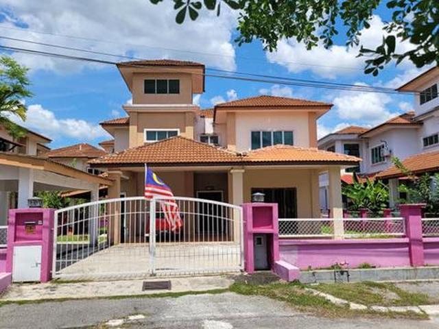 Banglo 2 Tingkat Di Taman Iskandar Bistari Seri Iskandar Untuk Dijual