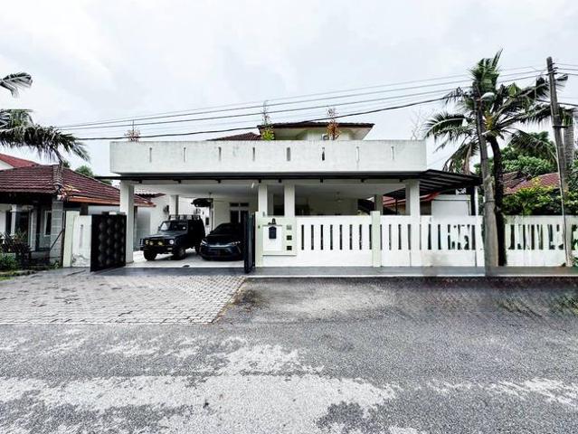 Banglo 2 Tingkat Freehold Jalan Kebun Seksyen 30 Shah Alam 6 Bilik