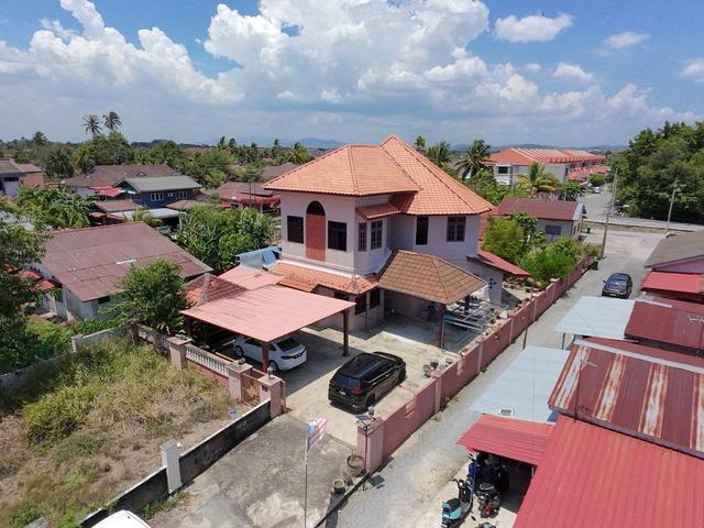 Banglo 2 tingkat Lorong Madrasah Pantia Johor Alor Setar