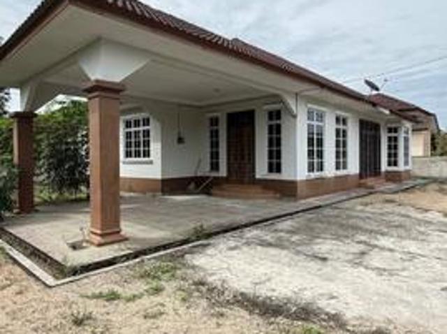 Banglo 4 Bilik 4 Bilik Air di Ketereh