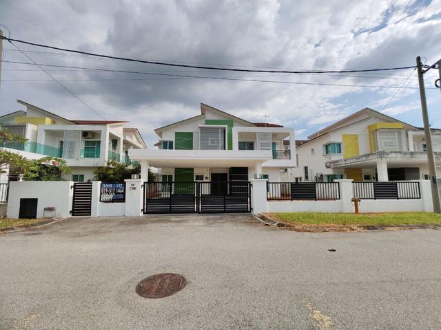 Banglo 6 Bilik View Tasek Untuk Dijual di Lakeville Seri Iskandar