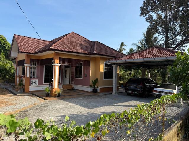 Banglo Comel Sering Kota Bharu