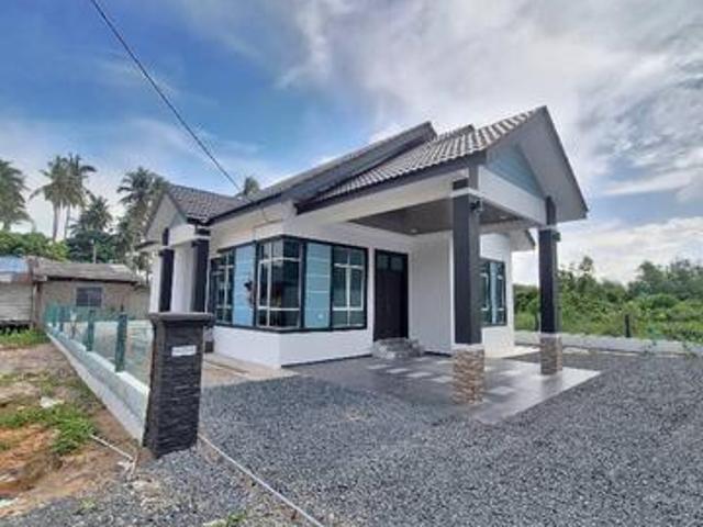 Banglo Cantik Tebing Tembah Paka Terengganu