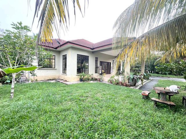 Banglo Batu 4 binjai kemaman