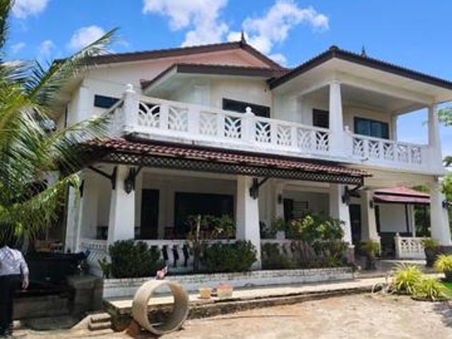 Banglo Konsep Villa di Tepi Sungai Mukim Semut Api Kota Bharu