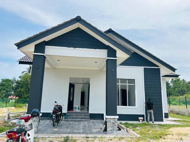 BANGLO KG BANGGOL SAMAN BERHAMPiRN EXIT HIGHWAY BUKIT MERBAU KOK LANAS