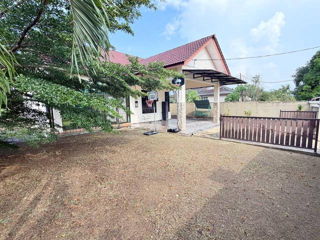 Banglo Kg Baru Kerteh