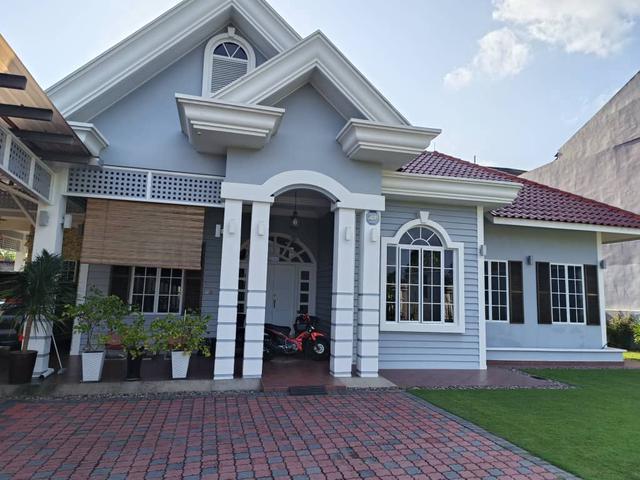Banglo House For Sales